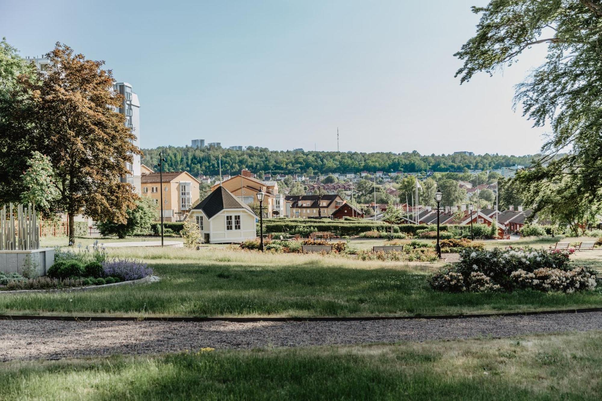 Slottsparken Motel Huskvarna Zewnętrze zdjęcie