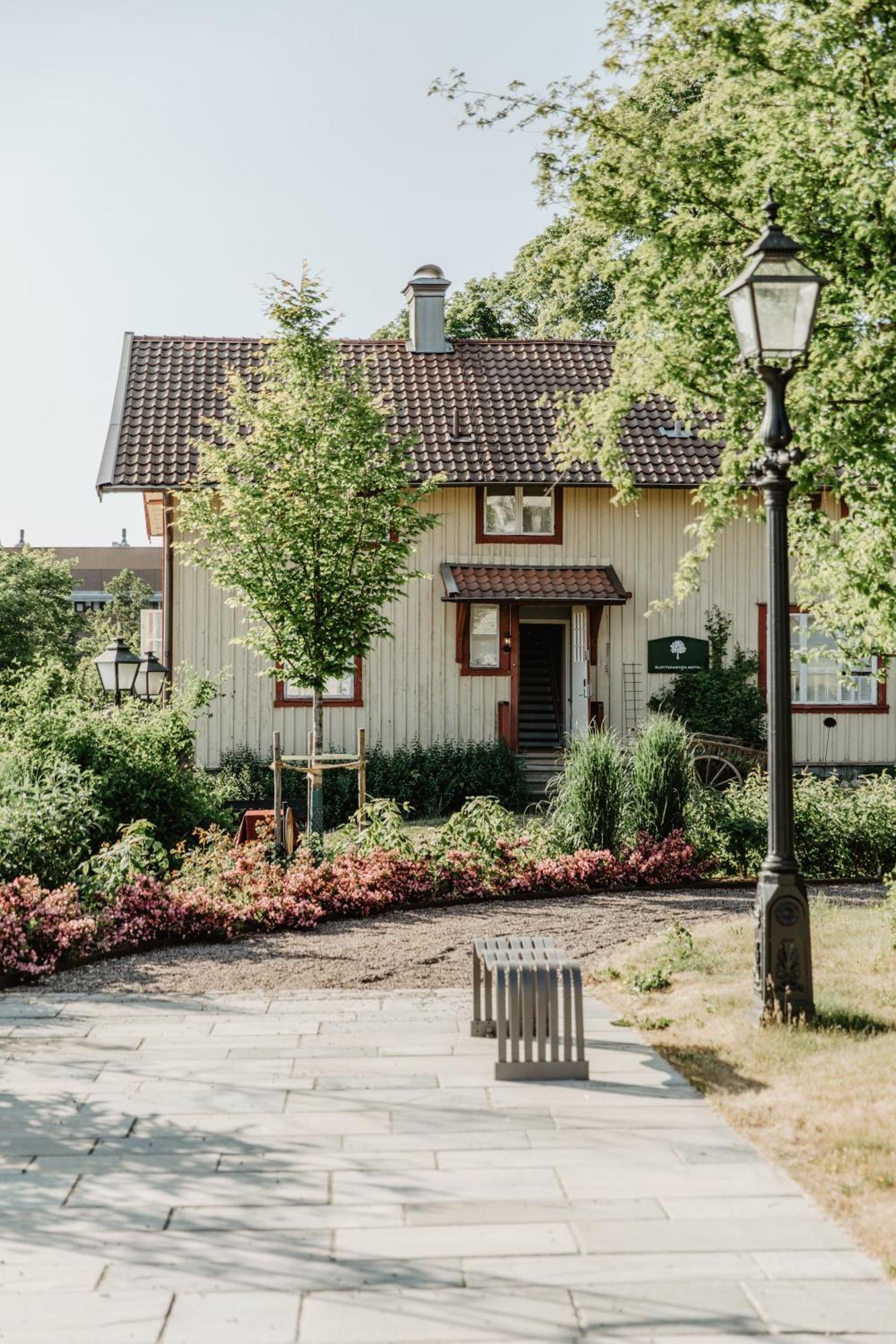 Slottsparken Motel Huskvarna Zewnętrze zdjęcie